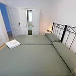 埃迪菲西奥唐迭戈公寓 *