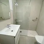 埃迪菲西奥唐迭戈公寓 *