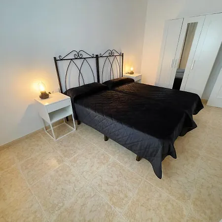 Edificio Don Diego Apartamento Los Cristianos (Tenerife)